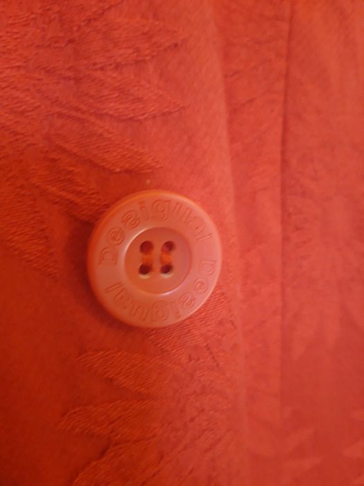 Paredesiu Desigual, Zara si Lee Cooper