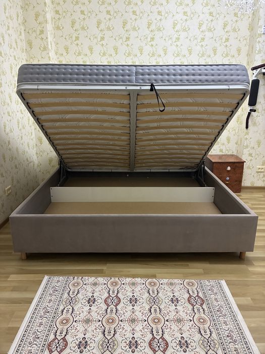 Продам кровать в отличном состоянии