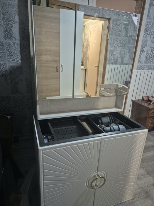 Новая Тумба  в ванную напольная.