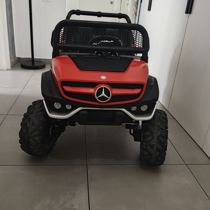 Mașinuță electrica 4x4