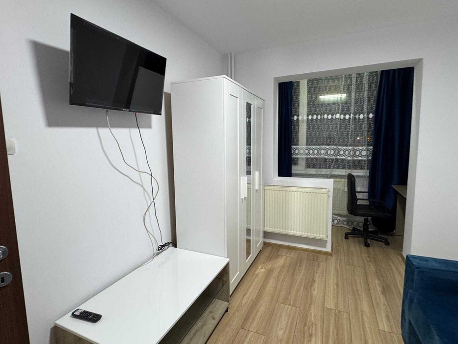 Apartament cu 2 camere de închiriat - Zona Complex - Stadion