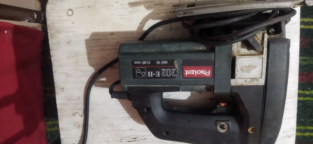 Продается Лобзик в отличном состоянии