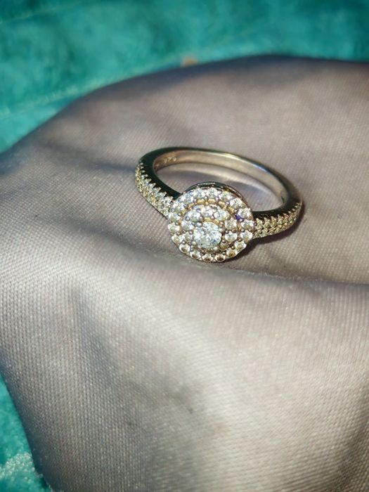 Серьги и кольцо продам! Серебро