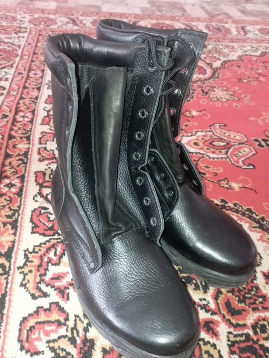 Продам берцы летние новые