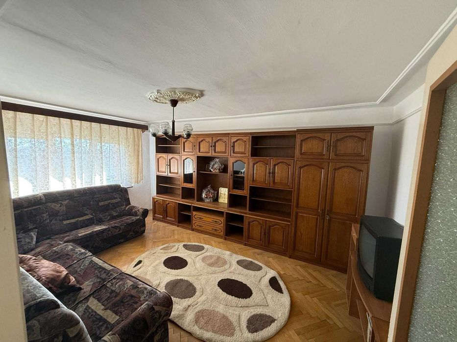Apartament de inchiriat