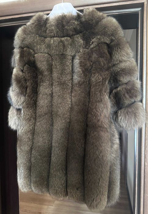 Шуба натуральная, мех песца.