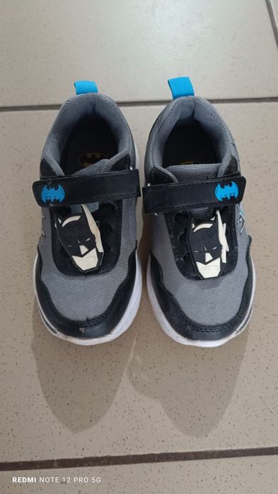 Adidași cu leduri 26