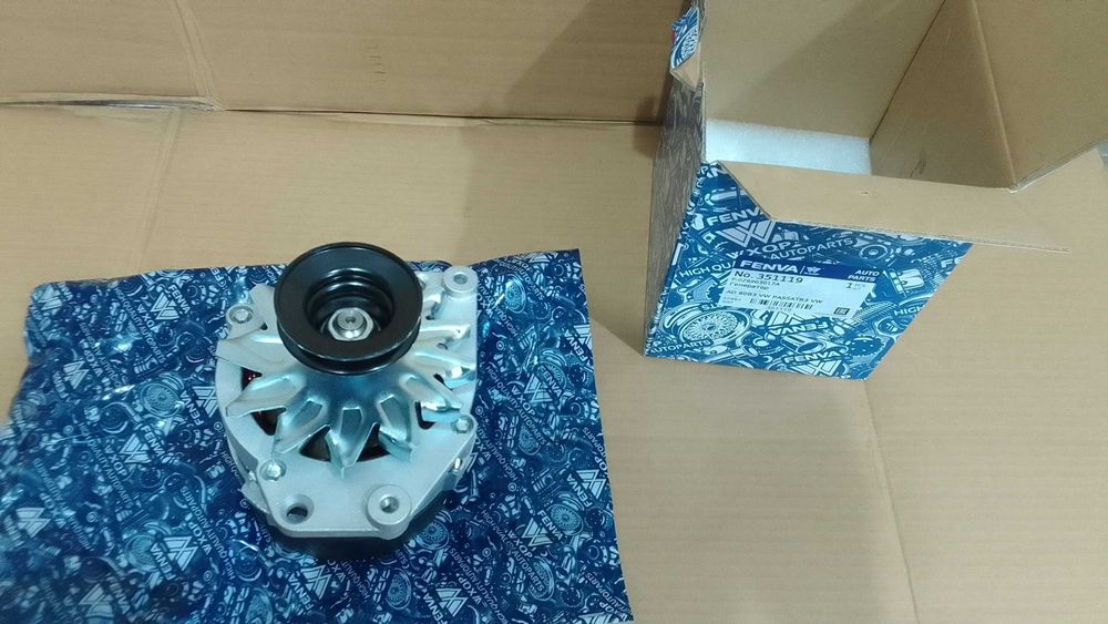 Генератор подходит  Гольф 2 Ауди 80 б3 Фольксваген Пассат б3 Новый