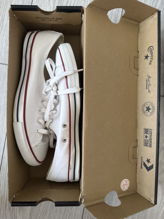 Новые кроссовки Convers оригинал 36.5