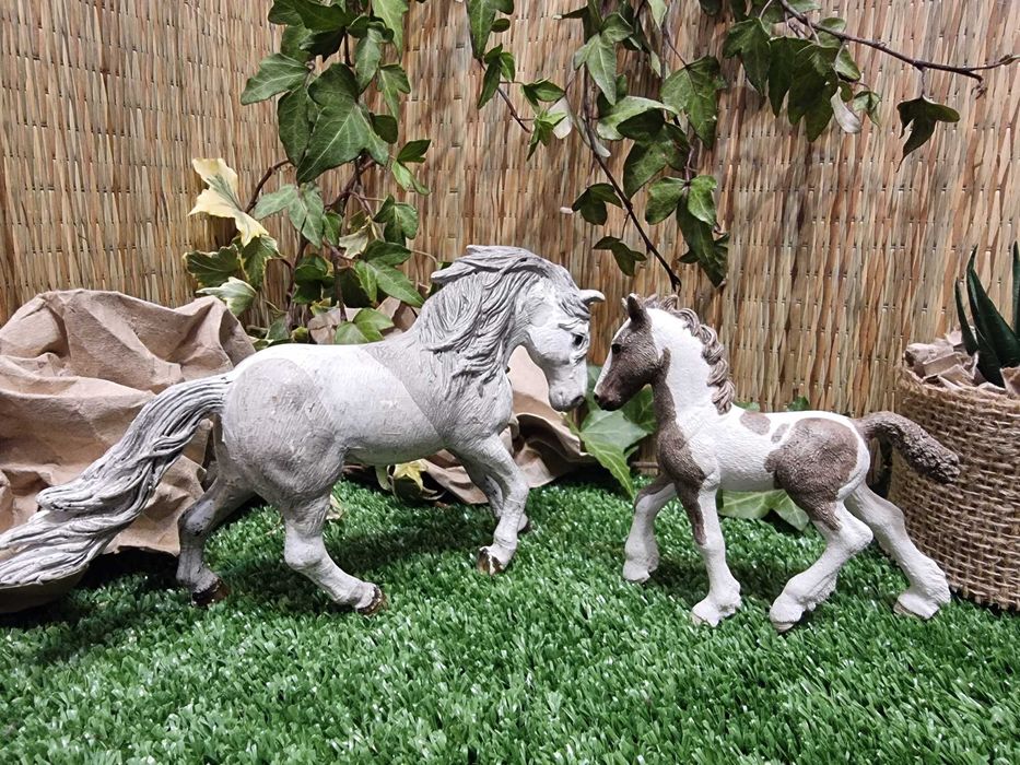 Set 2 cai Schleich, 1 cal+1 manz