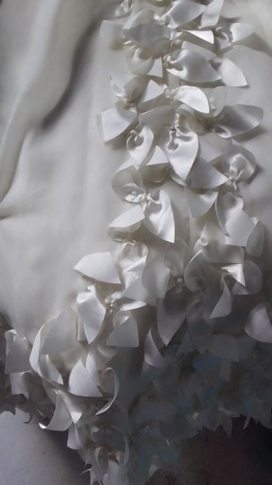 Булченска рокля . Бяла .