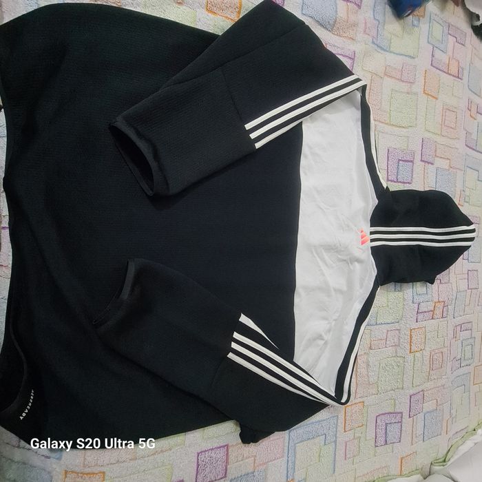 Hanorac Adidas nou cu etichetă XXL