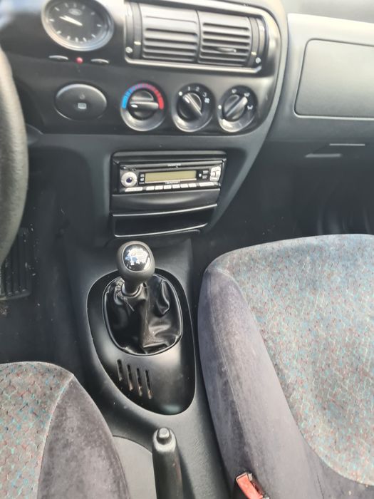 Форд Ескорт 1.4 на части