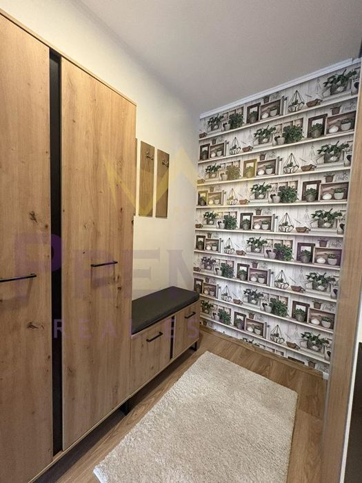 Дава се под наем Къща в с. Кичево, Област Варна - 490 кв.м за 1173 € - Снимка #11