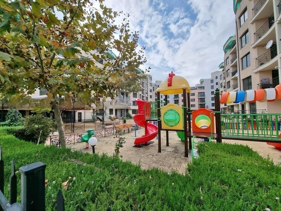 Продава се Тристаен апартамент в к.к. Слънчев бряг - 83 кв.м за 1266 €/кв.м - Снимка #1