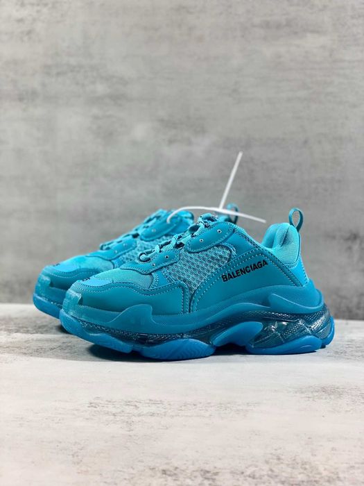 Adidasi Balenciaga Triple S Calitate Premium