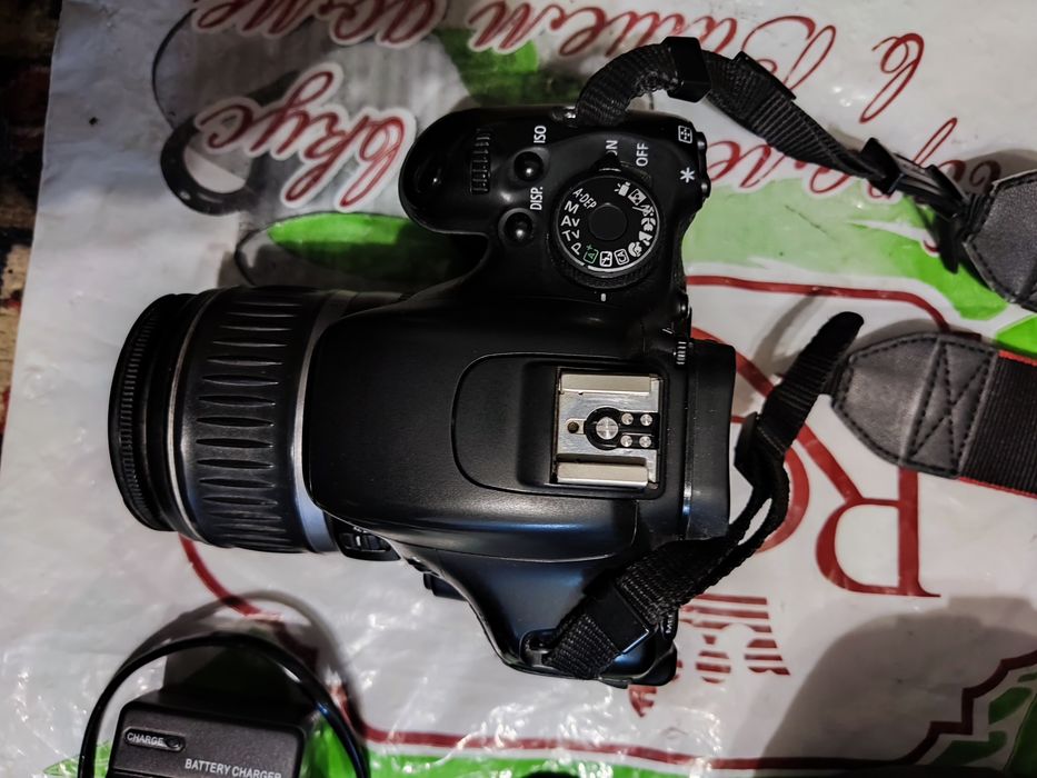 Цифровой фотоаппарат Canon EOS  600D
