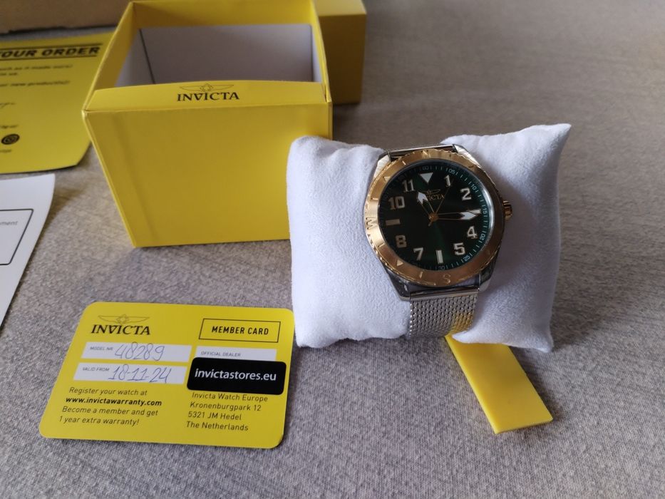 Invicta Specialty нов в кутия