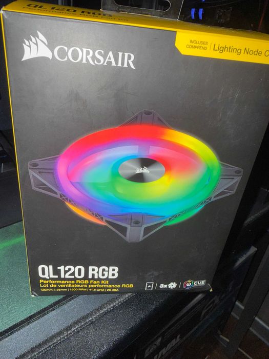 Corsair iCUE QL120 RGB 120mm PWM Triple Fan with Lighting Node CORE