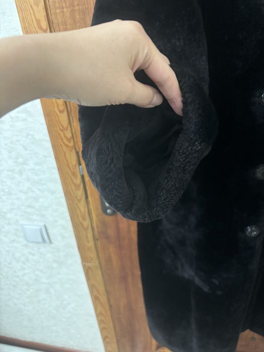 Продам мутоновую шубу