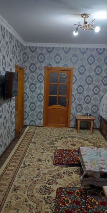 Продаётся 2/4/4 Юнусабад 7 квартал Альфраганус университет