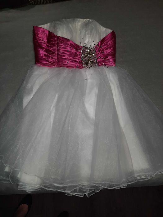 Официална къса рокля