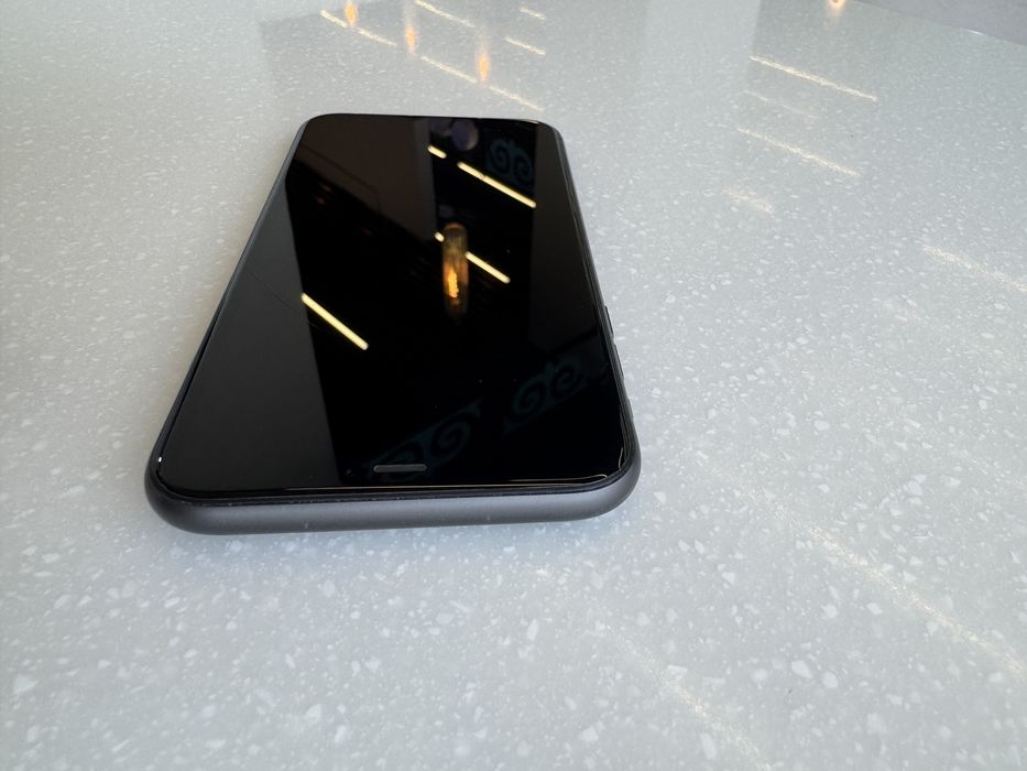 Продается iPhone 11. Все оригинал