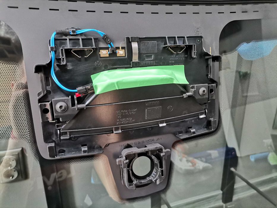 Ново ОЕ Предно Стъкло BMW i5 5 G60 G61 Зелено, Камера, Сензор