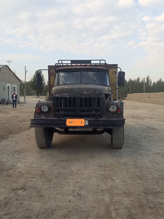 Zil 131 sotiladii ishlab turibdi
