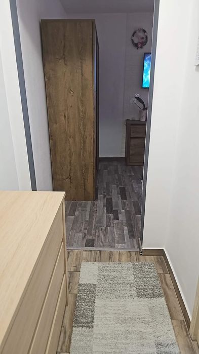 Închiriez ap 2 camere•centrală pe gaz•climă•cheltuieli mici