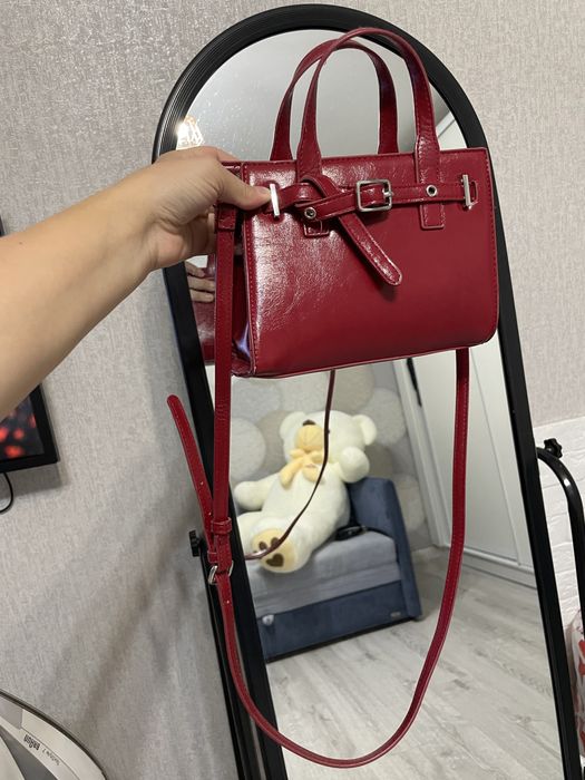 женская куртка 2500 тг