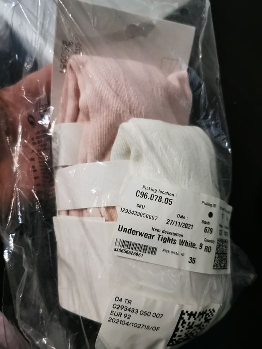 Pantaloni impermeabili H&M m98 si dresuri H&M 92 noi