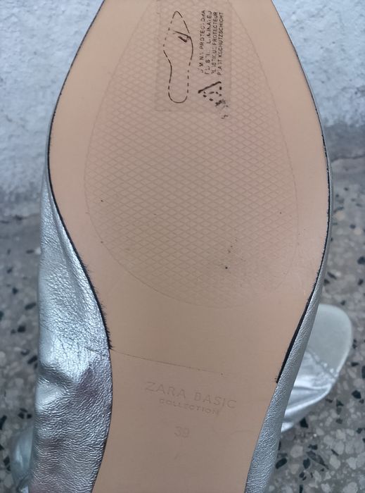 Нови дамски кецове Zara естествена кожа 39 номер