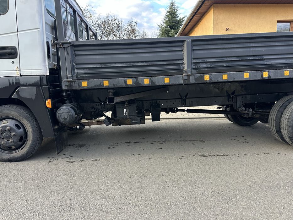 Vand nissan atleon basculabil pe 3 parti