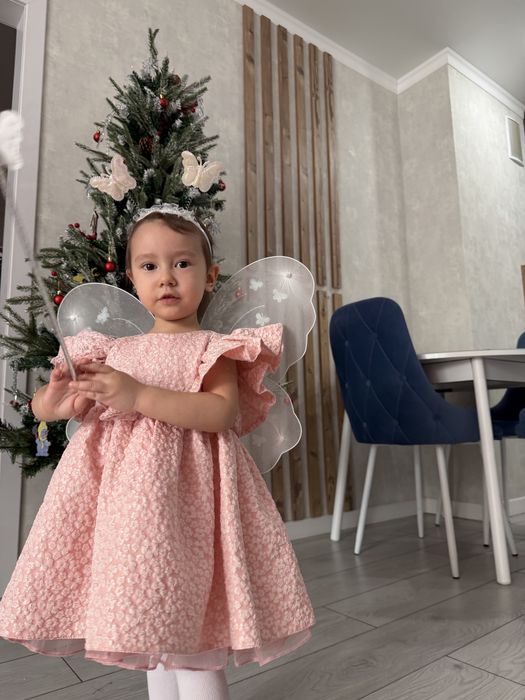 Нарядное платье для девочки