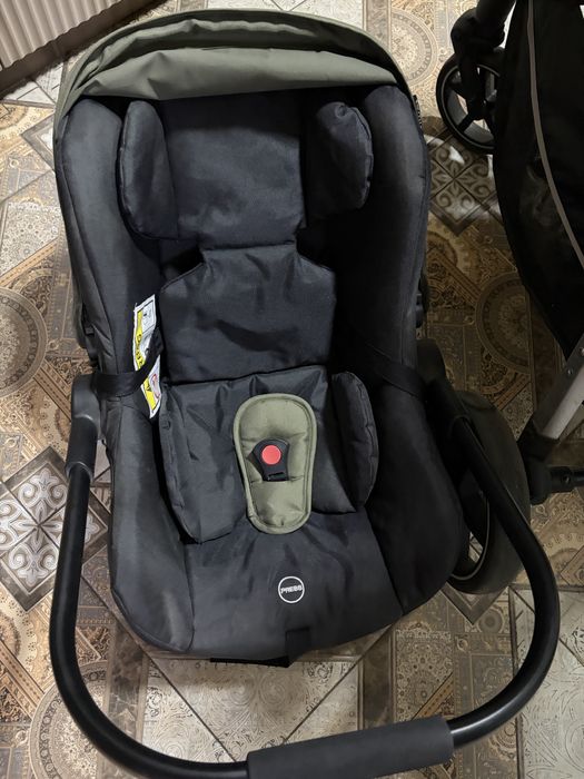 Коляска детская 3 в одном