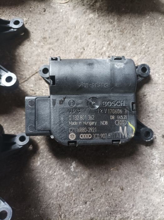Motoraș habitaclu bord V158 V159 V70 V71 V107 Volkswagen Passat B6
