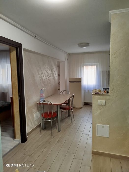 Închiriez apartament central