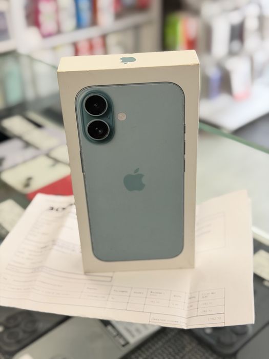 Apple iPhone 16 256GB Teal Чисто Нов!
