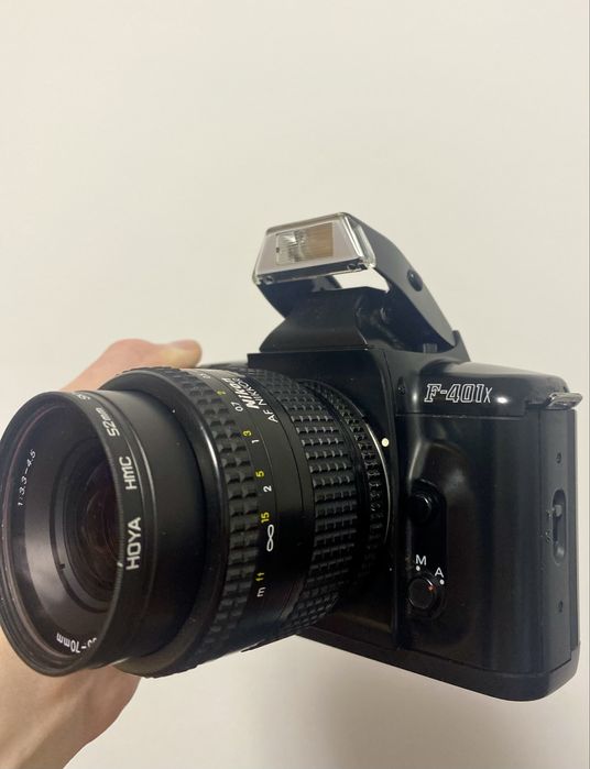 Aparat foto pe film Nikon F-401X + obiectiv AF Nikkor 35–70mm