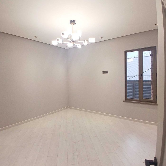 4 комн 2 сан узла Отличный Ремонт + кухонный гарнитур!