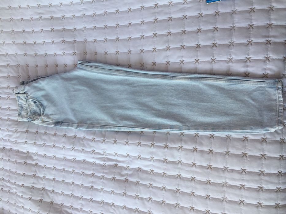 Дънки, марка ЗАРА