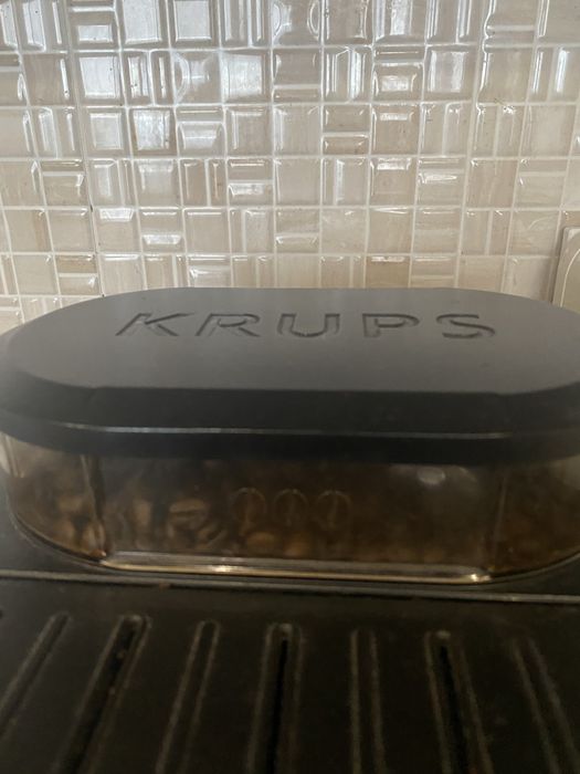Кафе автомат Krups в отлично състояние