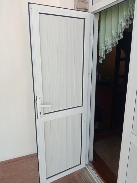 Акфа эшик сотилади 230×117