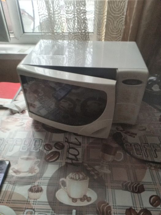 Продам микроволную печь