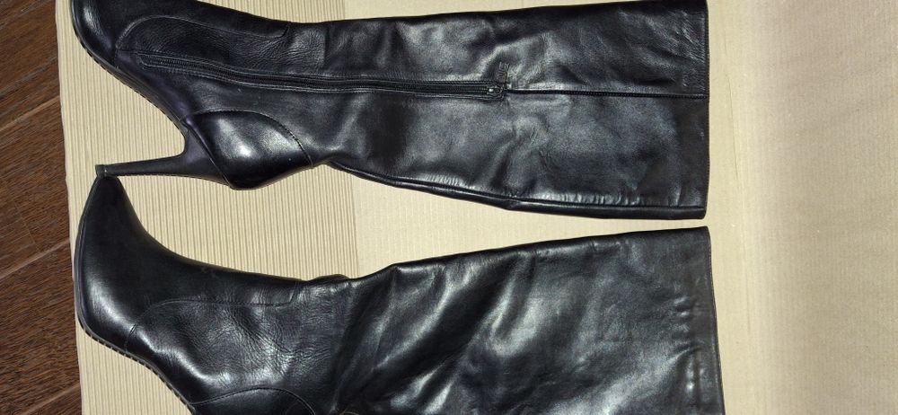 Дамски ботуши естествена кожа .