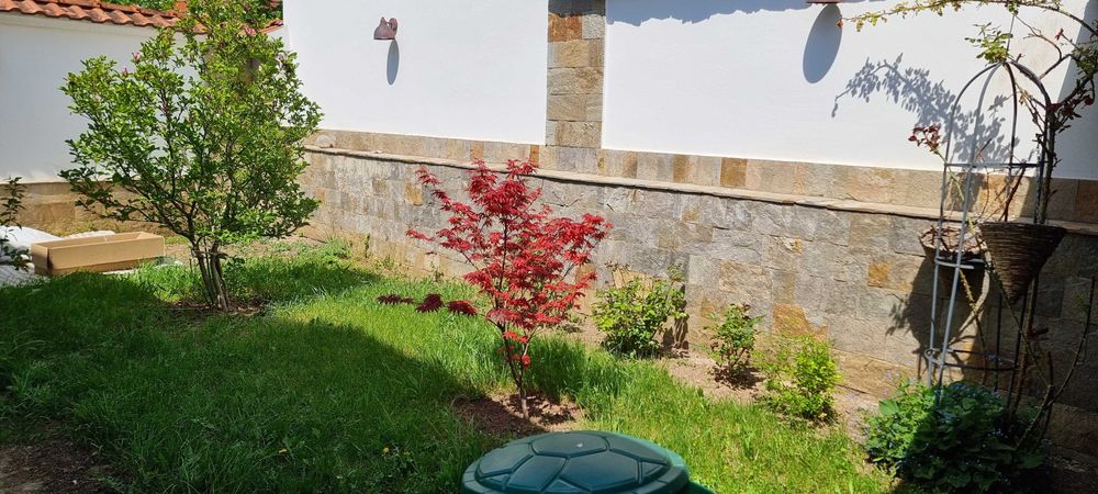 1829-Продава се двуетажна луксозна къща в кв. "Варош"