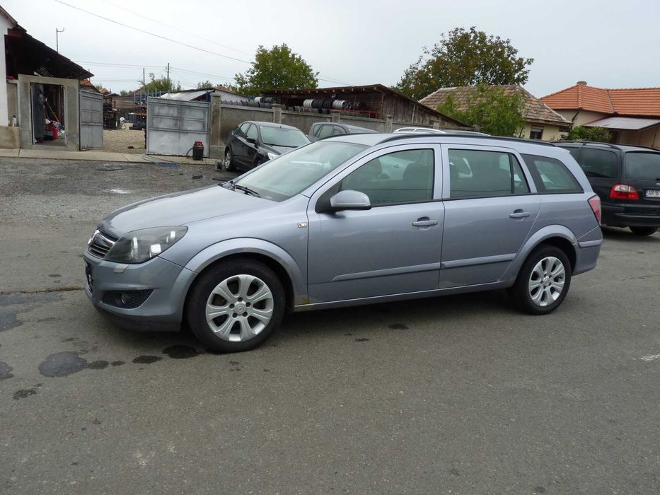 Opel Astra H  1.6 Clima