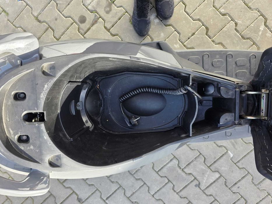 Peugeot E-VIVACITY scuter electric L1e