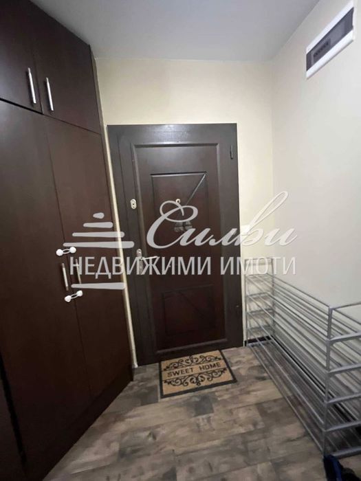 Продава се Двустаен апартамент в Шумен, Боян Българанов 2 - 65 кв.м за 1456 €/кв.м - Снимка #10